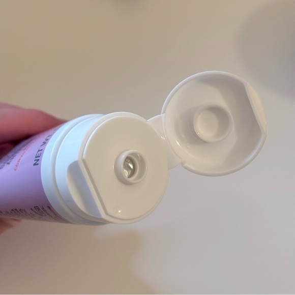 First Aid Beauty Bundle - Picture 2 of 3